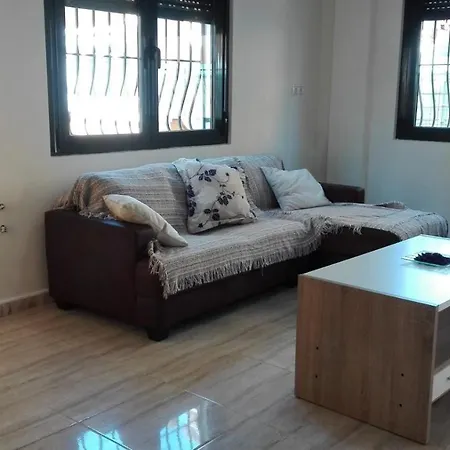 Gran Chalet Independiente Рохалес